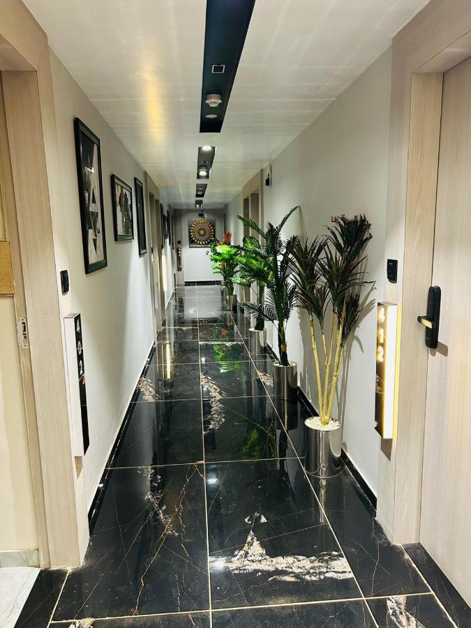 Hotel Marigold Naroda أحمد أباد المظهر الخارجي الصورة