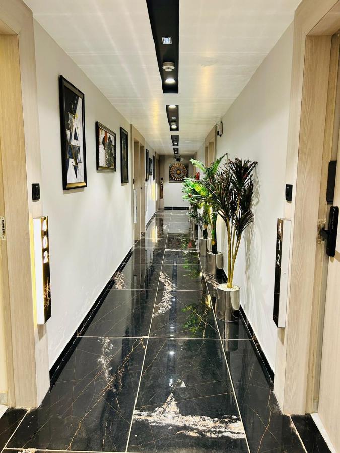 Hotel Marigold Naroda أحمد أباد المظهر الخارجي الصورة